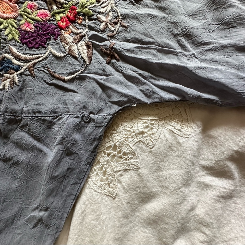❤️ JOHNNY WAS Embroidered Tunic, Size Small- - Picture 9 of 12
